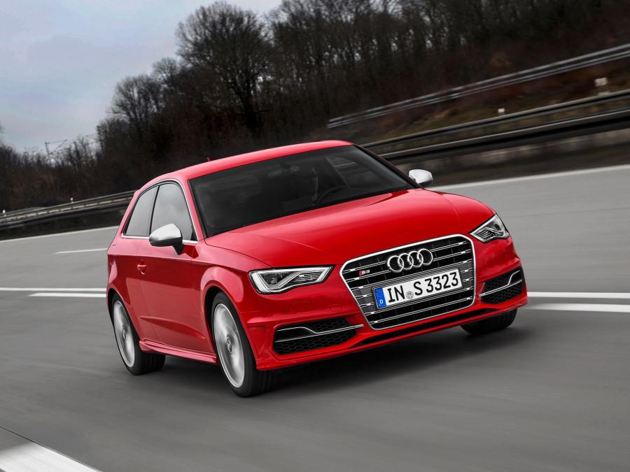  Audi S3 (8V) 2013 года  (WW) (фото 19 из 101)